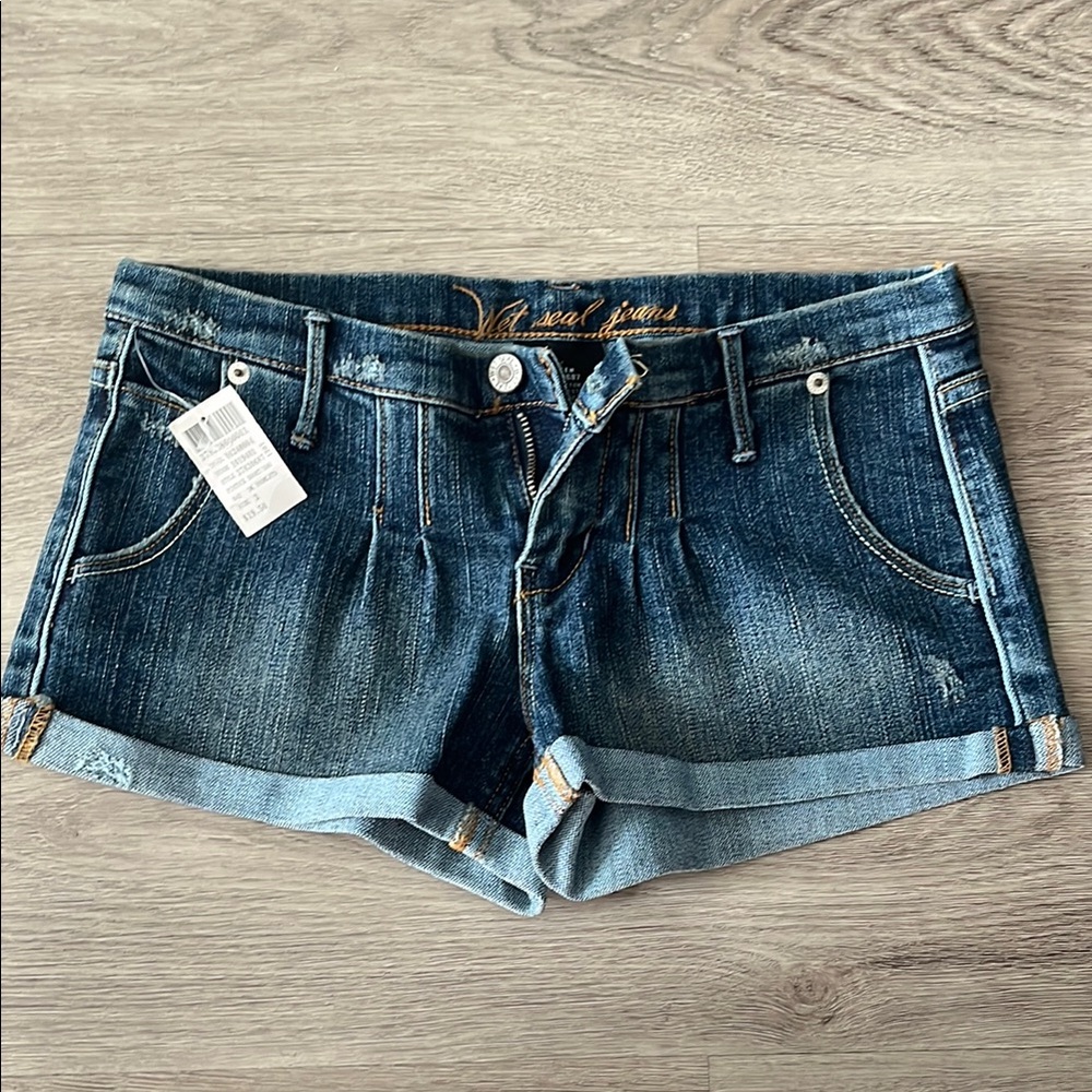 Wet Seal Blue Jean Shorts Classic Mid-Thigh Style
